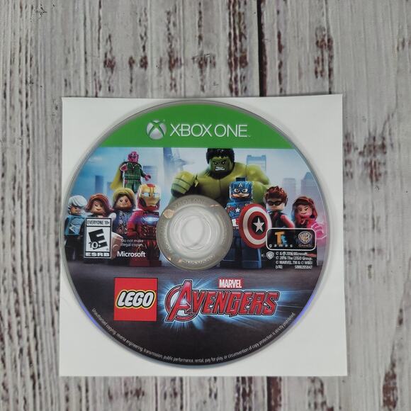 Lego Marvel Avengers (Xbox One, 2016) Game Disc Only - Picture 2 of 3